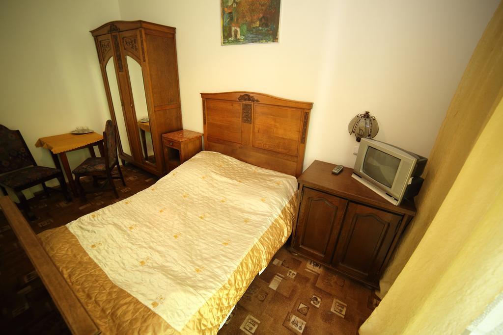 Domy Wczasowe Tryumfy Bed and Breakfast Krynica Zdroj Δωμάτιο φωτογραφία
